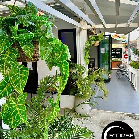 Eclipse Hostel And Bar 핫 린 외부 사진