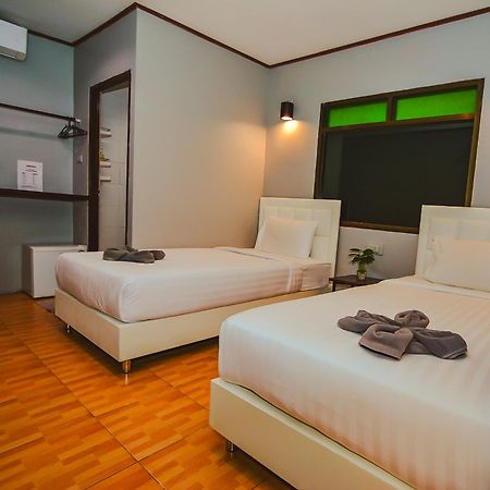 Eclipse Hostel And Bar 핫 린 외부 사진
