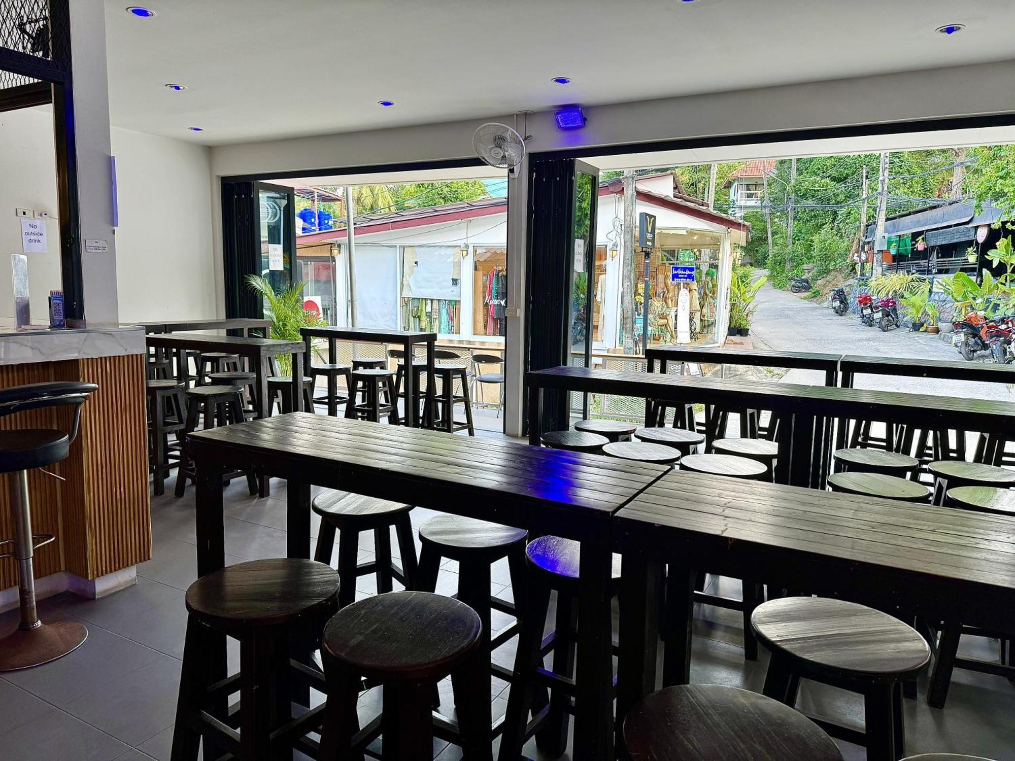 Eclipse Hostel And Bar 핫 린 외부 사진