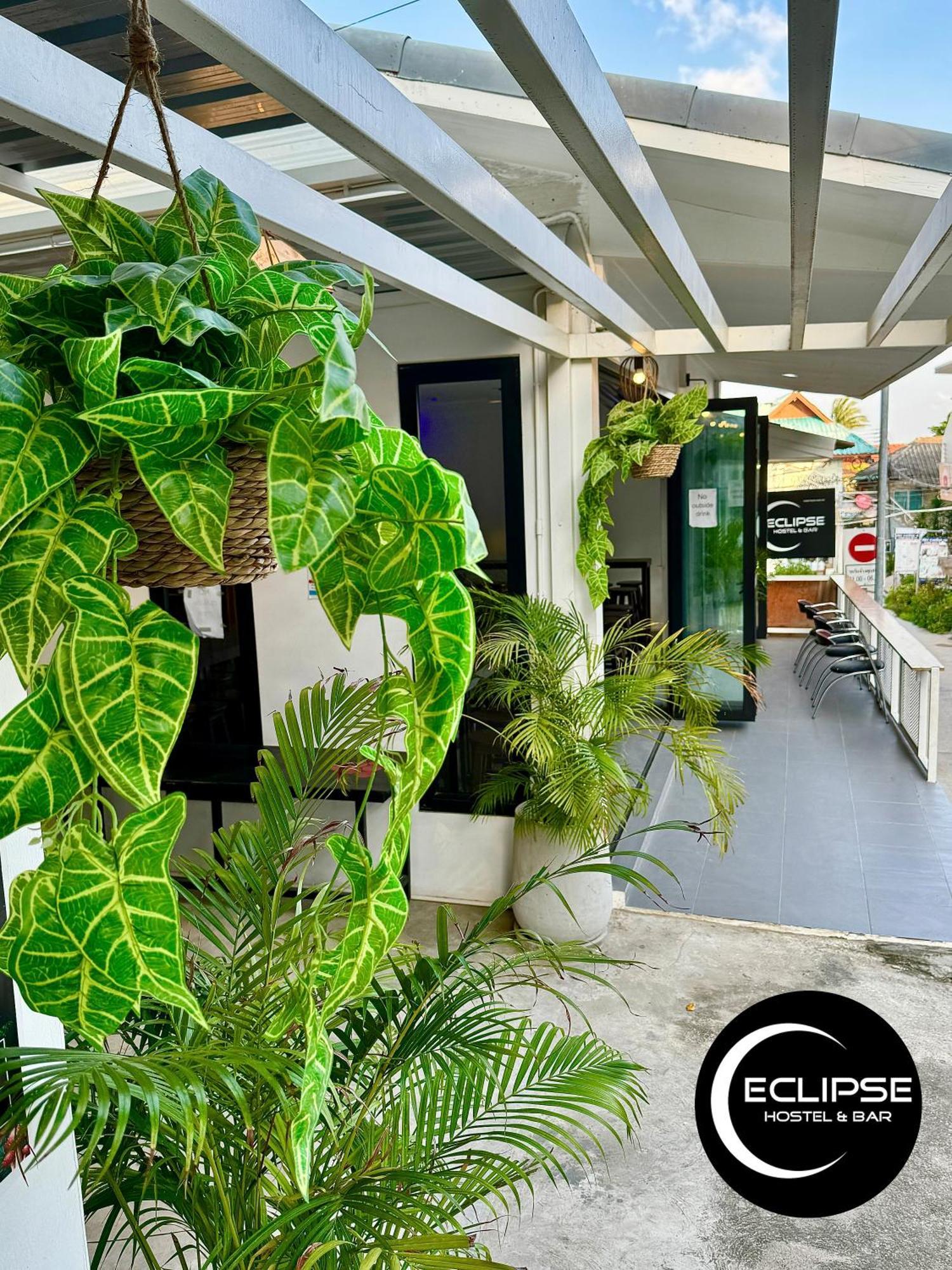 Eclipse Hostel And Bar 핫 린 외부 사진