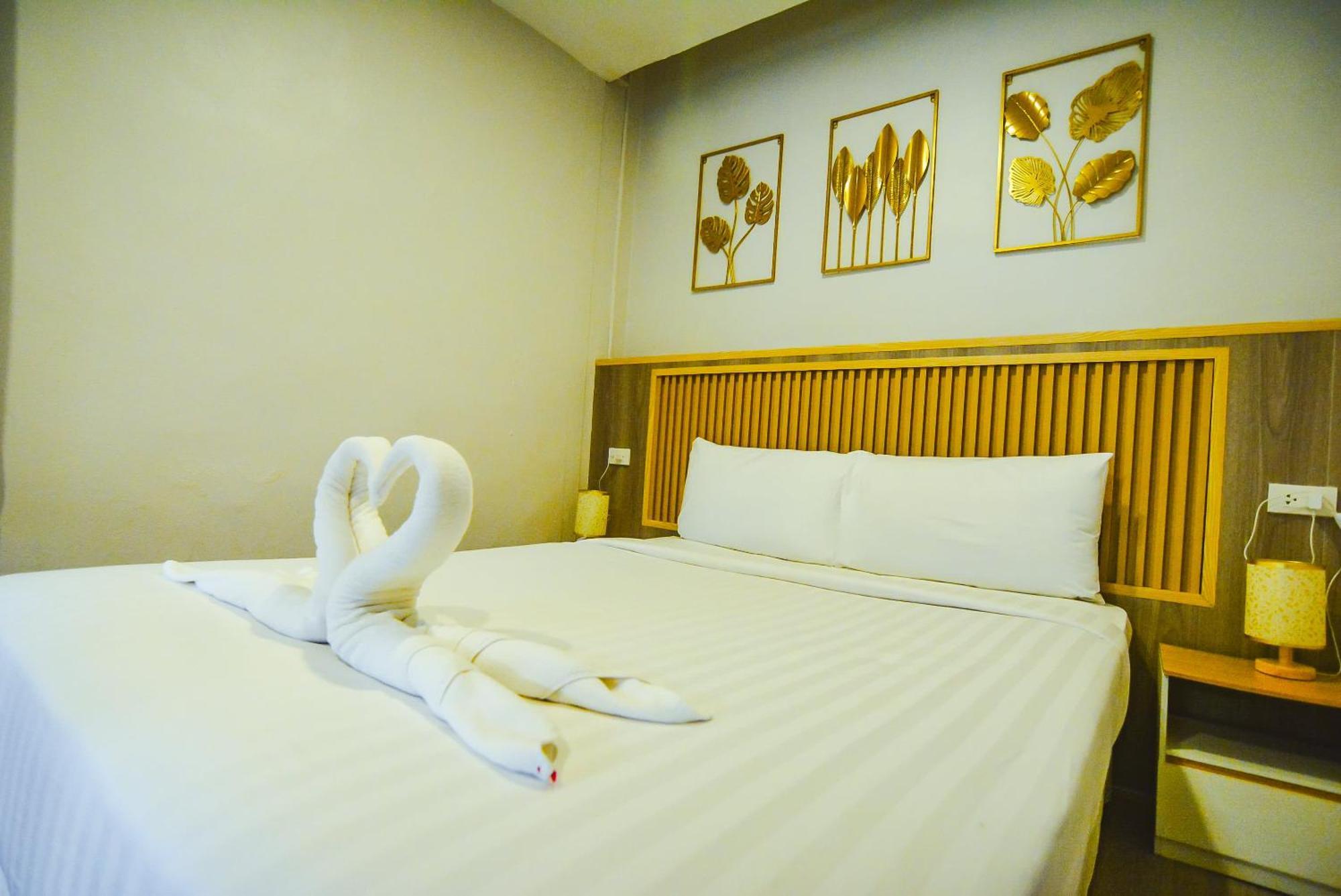 Eclipse Hostel And Bar 핫 린 외부 사진