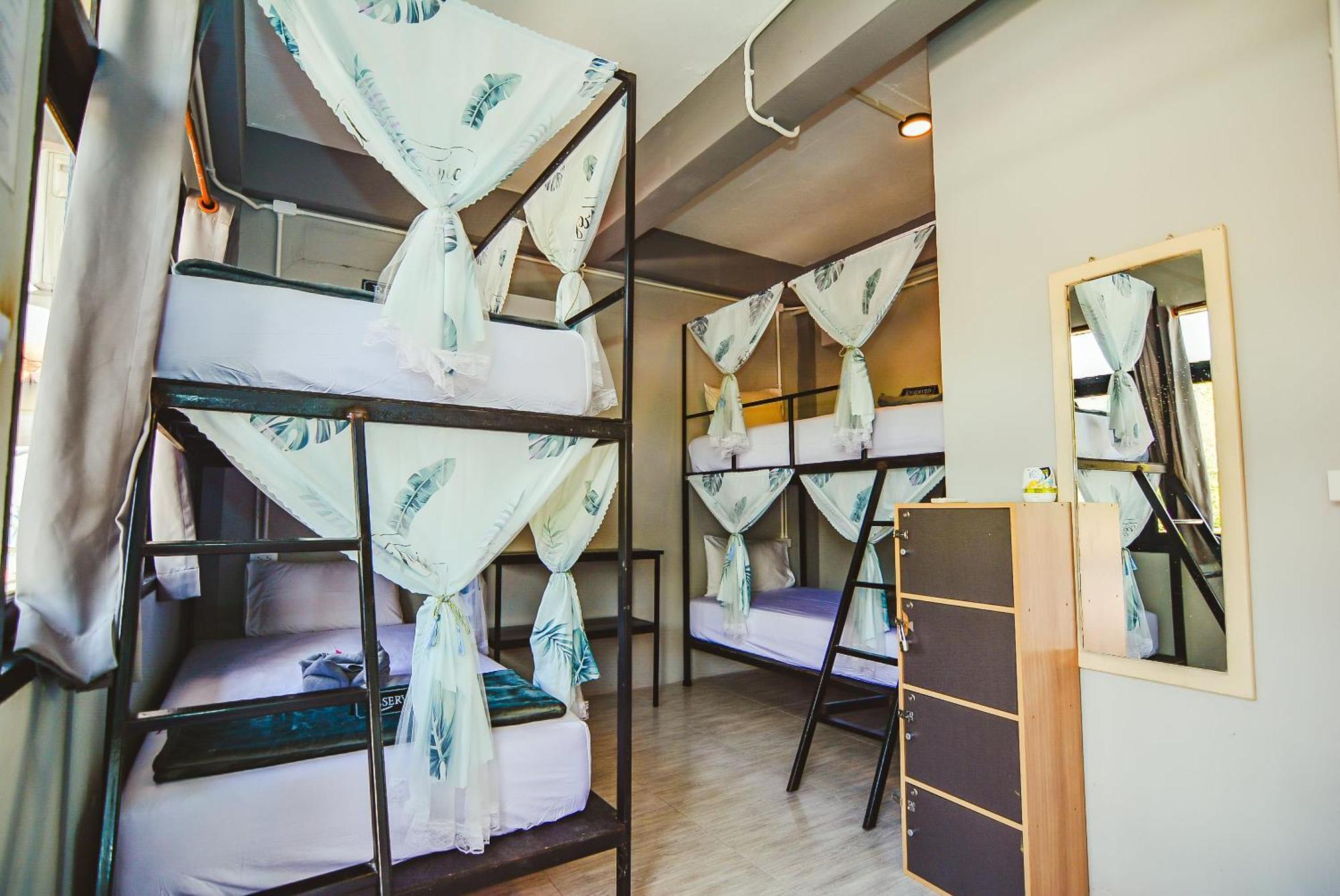 Eclipse Hostel And Bar 핫 린 외부 사진