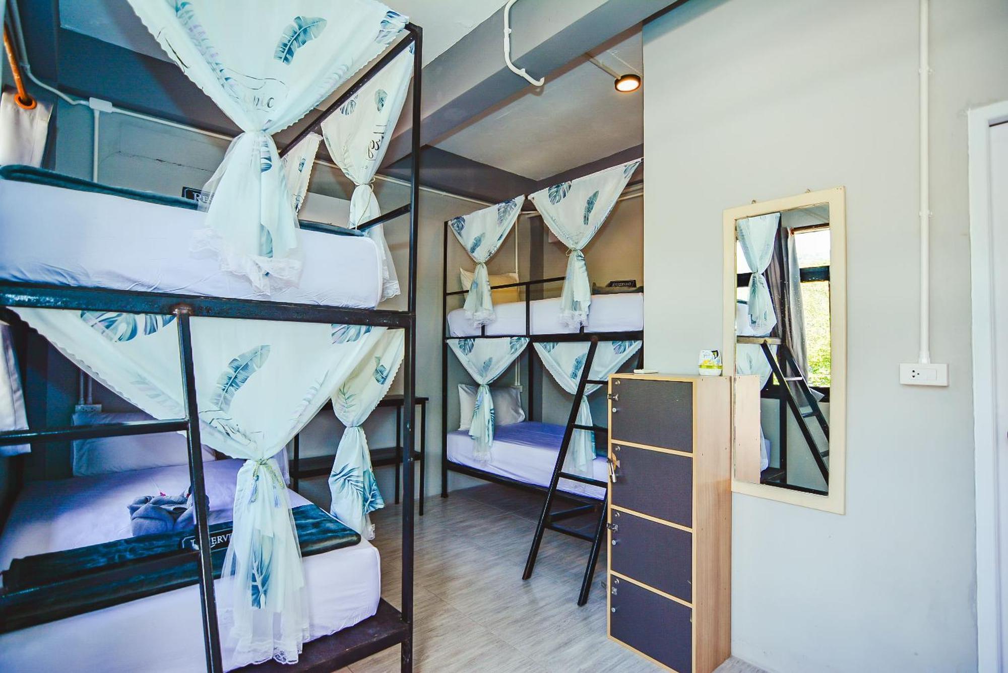 Eclipse Hostel And Bar 핫 린 외부 사진